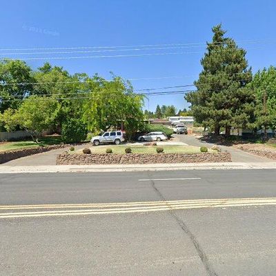 8607 Summitview Ave, Yakima, WA 98908