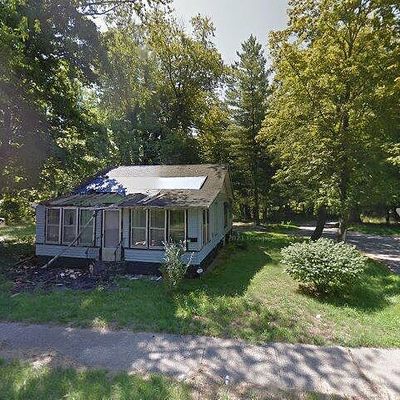 870 La Salle St, Benton Harbor, MI 49022