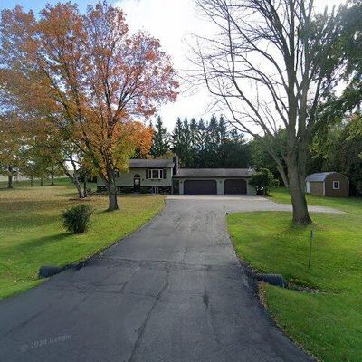 W5709 Quarry Rd, Appleton, WI 54913