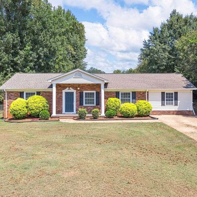 10 Dallas St, Inman, SC 29349