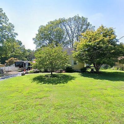 10 Crest Ave, Pennington, NJ 08534