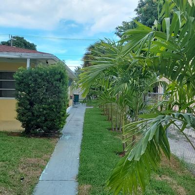 1020 S K St, Lake Worth Beach, FL 33460