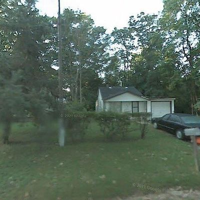 966 Ramona Ave, Benton Harbor, MI 49022