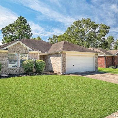 9814 Bobolink Dr, Conroe, TX 77385