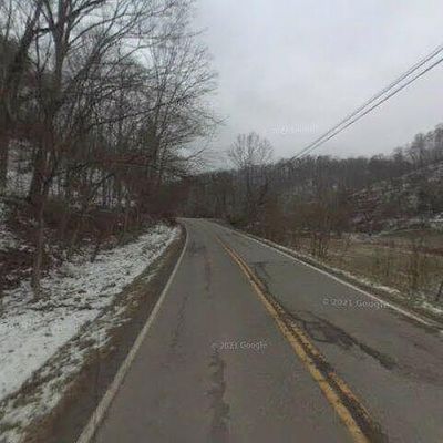 9881 Ky Route 172, Flatgap, KY 41219