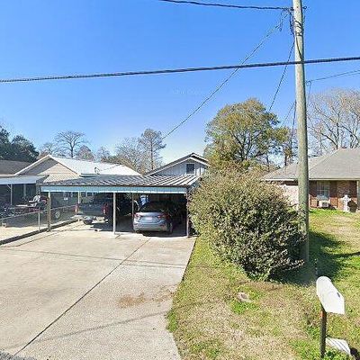 111 Early St, Paradis, LA 70080