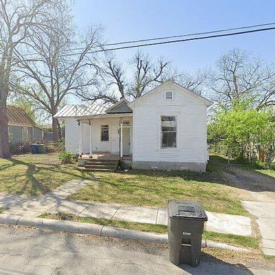 114 Omaha St, San Antonio, TX 78203