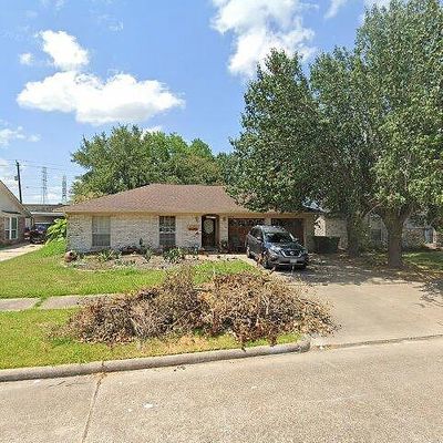 11426 Kirkwyn Dr, Houston, TX 77089