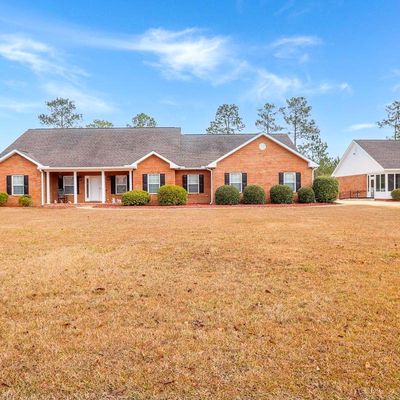 119 Clearwater Dr, Jesup, GA 31546