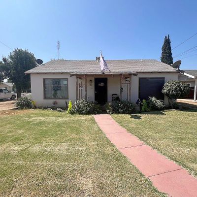 1198 E Elizabeth Way Way, Dinuba, CA 93618