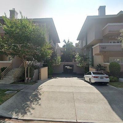 120 S Mentor Ave #11, Pasadena, CA 91106