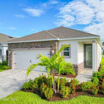 1035 Grantham Ln Se, Palm Bay, FL 32909