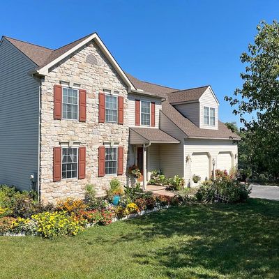 104 Ridge Ln, Gap, PA 17527