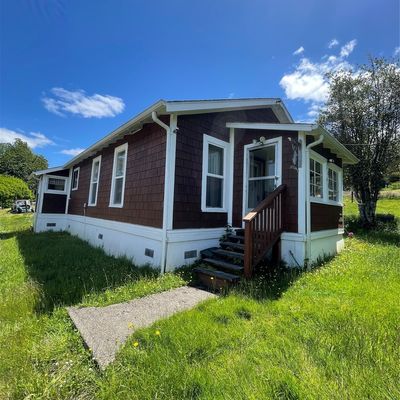 1045 Crossing St, Raymond, WA 98577