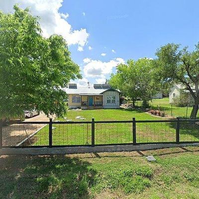 105 Muery St, Coupland, TX 78615