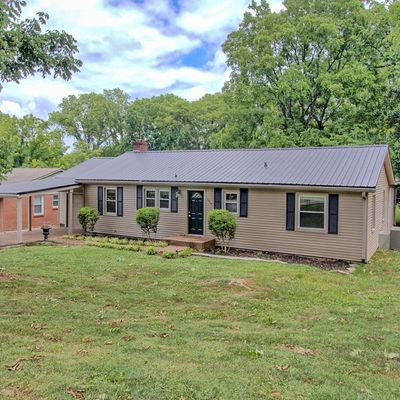 1052 Rolling Fields Cir, Columbia, TN 38401