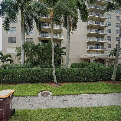 10691 Gulf Shore Dr #200, Naples, FL 34108