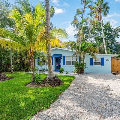 1078 Sperling Ave, Naples, FL 34103