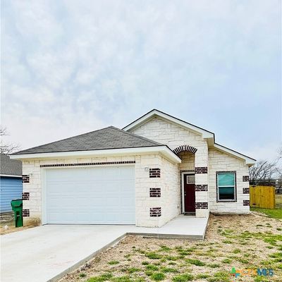 108 Avenue B, Moody, TX 76557