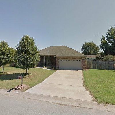 110 High Ridge Dr, Lonoke, AR 72086