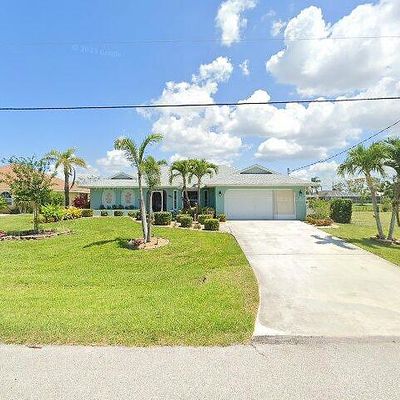 110 Mark Twain Ln, Rotonda West, FL 33947