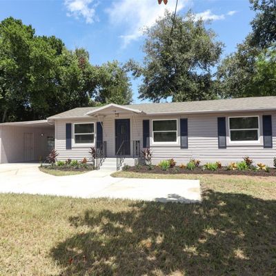 135 W Chesley Ave, Eustis, FL 32726