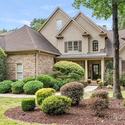 13810 Tributary Ct, Davidson, NC 28036