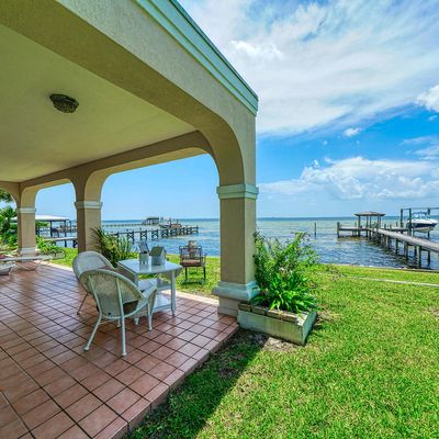 1382 Sunset Beach Dr, Niceville, FL 32578