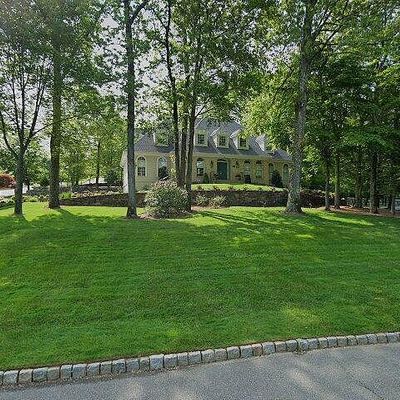 14 Brentwood Dr, Caldwell, NJ 07006