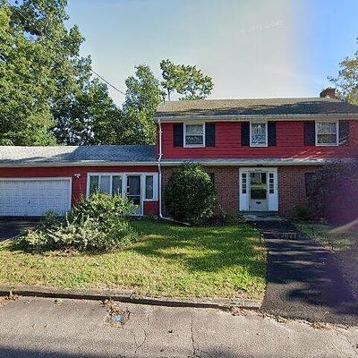 14 Woodland Ave, Brockton, MA 02301