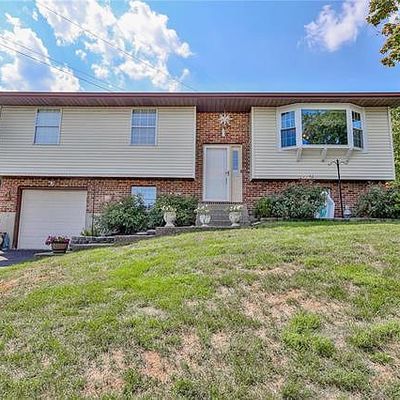 1425 Quarry Dr, Bethlehem, PA 18020