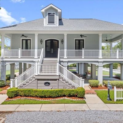 146 Lafitte St, Mandeville, LA 70448