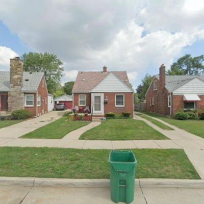 14635 Lydia Ave, Eastpointe, MI 48021