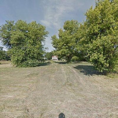 148 N County Road 1695, West Point, IL 62380