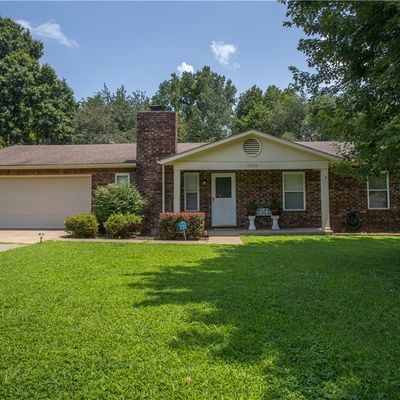 1236 S Nelson Dr, Fayetteville, AR 72701