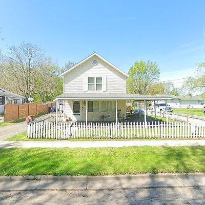 132 W Walnut St, Saint Charles, MI 48655