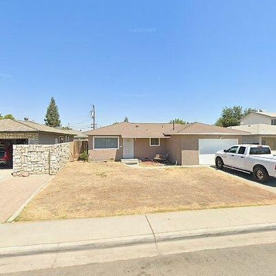 1325 Terry Ave, Clovis, CA 93612