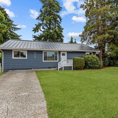 1711 Oak St, Milton, WA 98354