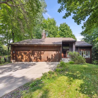 1800 Estates Trl, Burnsville, MN 55306