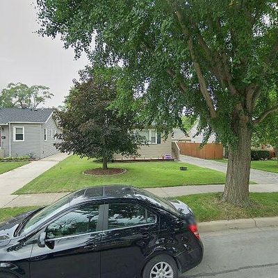 182 S Pick Ave, Elmhurst, IL 60126