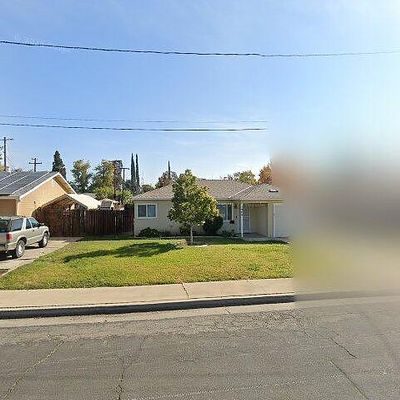 1906 D St, Merced, CA 95340