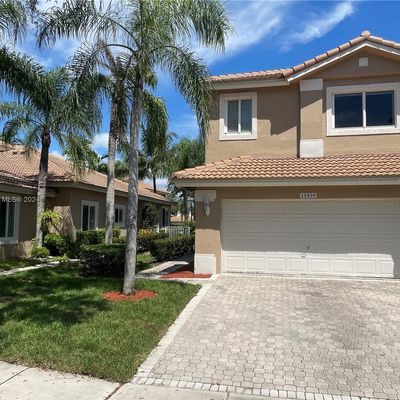 15839 Sw 12 Th St, Pembroke Pines, FL 33027