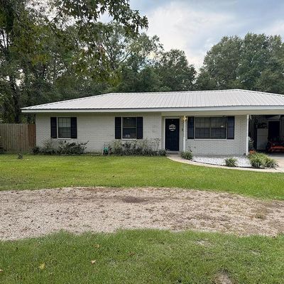 1601 Downs St, Picayune, MS 39466