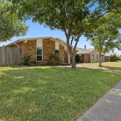 1617 Wilderness Trl, Grand Prairie, TX 75052