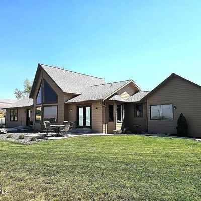 1651 E Pomona Rd, Yakima, WA 98901