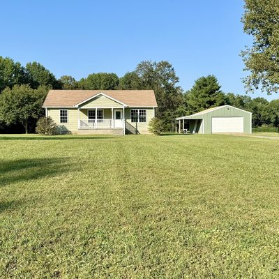 167 Robinson Ln, Westmoreland, TN 37186