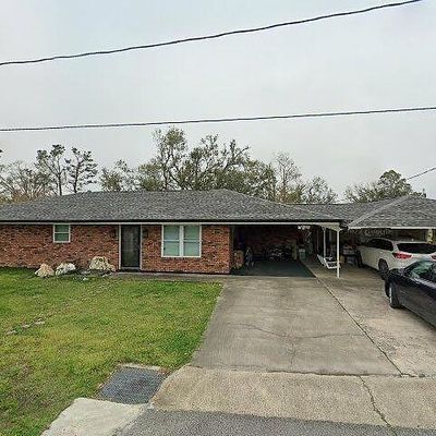 208 W 26 Th St, Larose, LA 70373