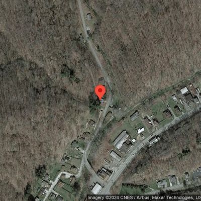 2082 Point Run Rd, Triadelphia, WV 26059