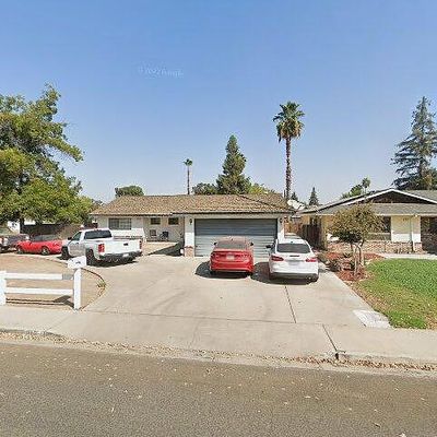 210 E Evergreen Ave, Visalia, CA 93277