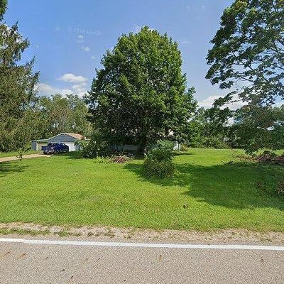 21044 Junction Rd, Bellevue, MI 49021